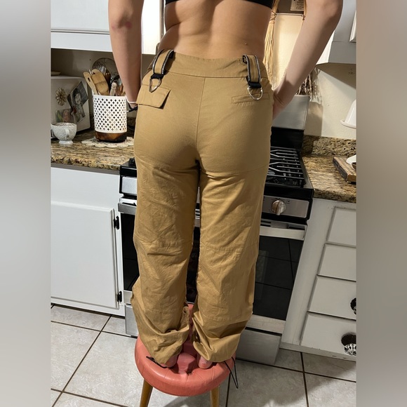 I am Gia size s cargo utility pants🖤🧡 - Picture 2 of 10